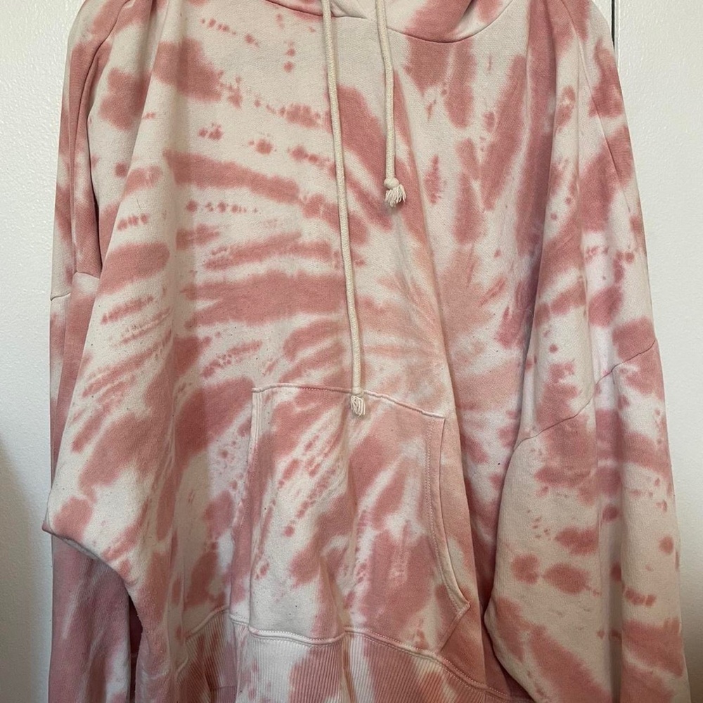 American Eagle pink tie dye hoodie